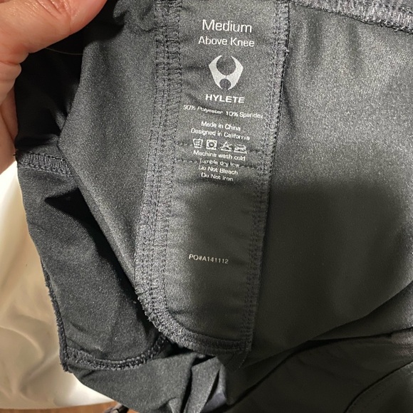 Hylete Shorts Black Athletic Stretch Compression Medium Above Knee Gym - Picture 9 of 9